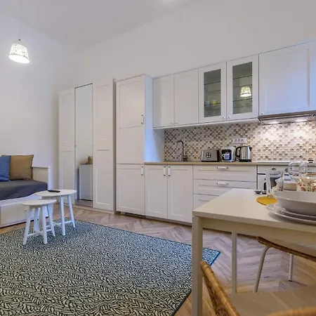 Interbelic Vibe Апартаменти