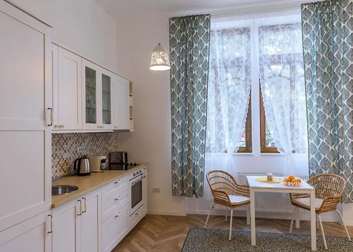 Interbelic Vibe * Cluj-Napoca