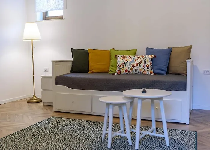 Interbelic Vibe Apartment